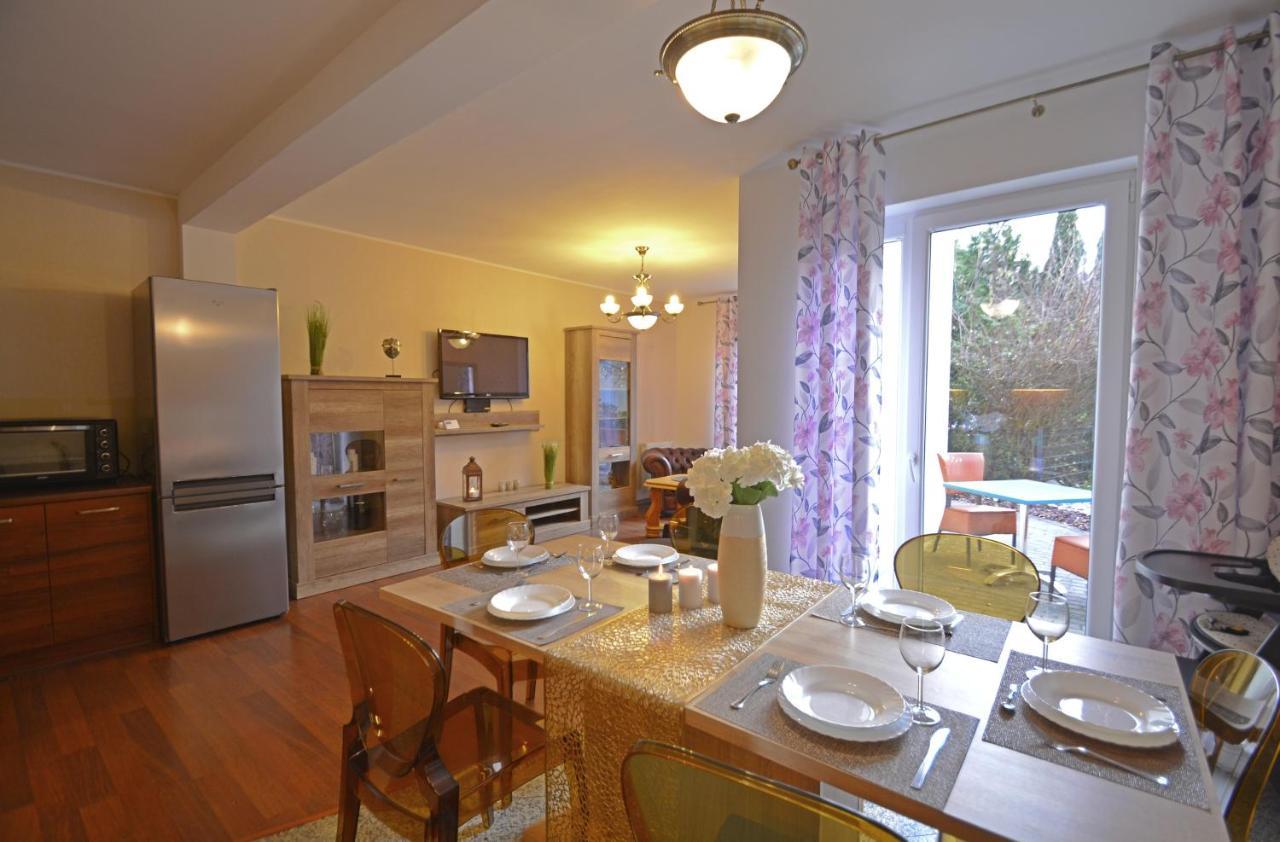 Apartamenty Bryza-Komandorska - Family Home - Parking ชวีโนวิชแจ ภายนอก รูปภาพ